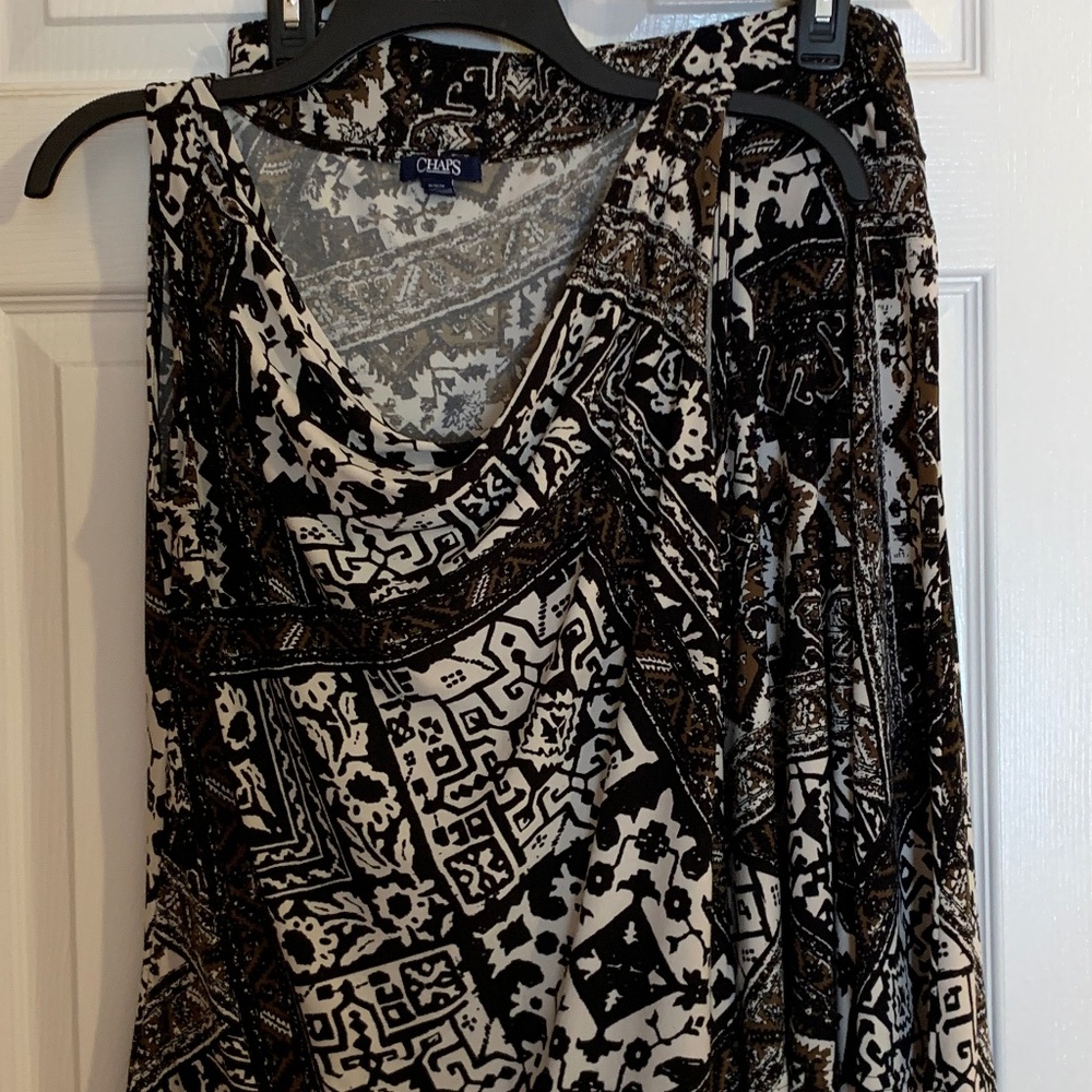 Chaps skirt with matching top set, size medium